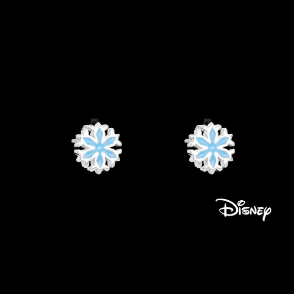 Disney Frozen Elsa Snowflake Earrings - Picture 4 of 11
